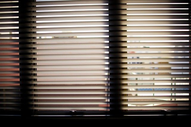 3 Important Advantages of Wood Shutters over Vinyl
