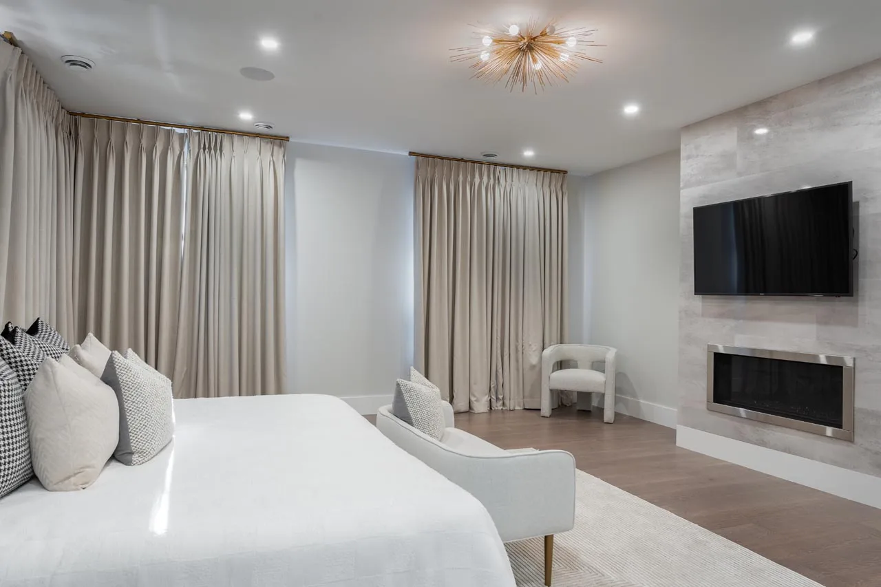 Bedroom Drapes